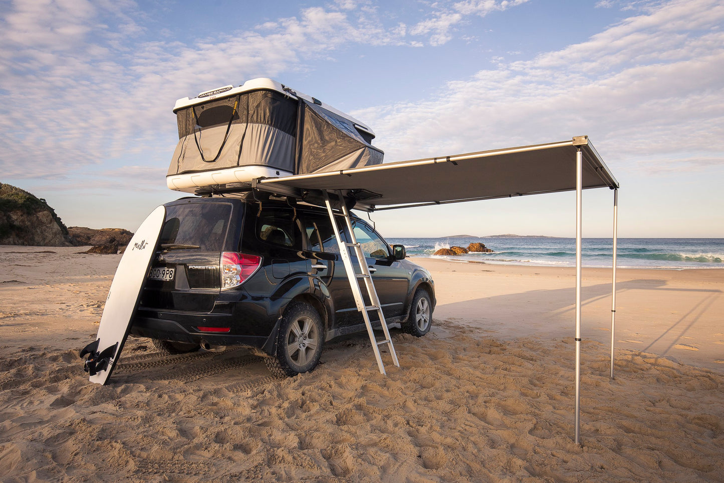 James Baroud The Tunnel Rooftop Tent Awning Extension / Independent Shelter