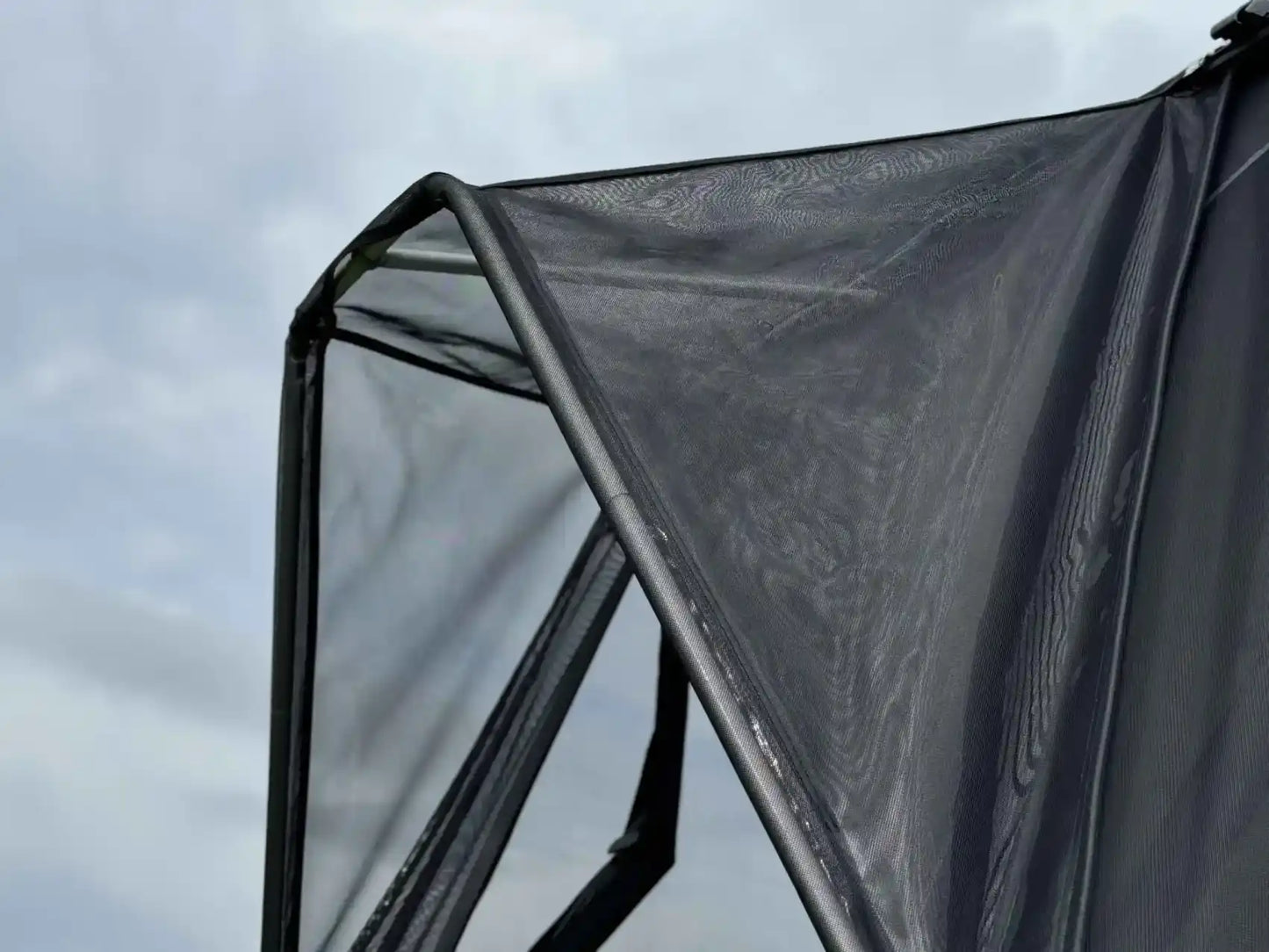 Nova Rain Shade
