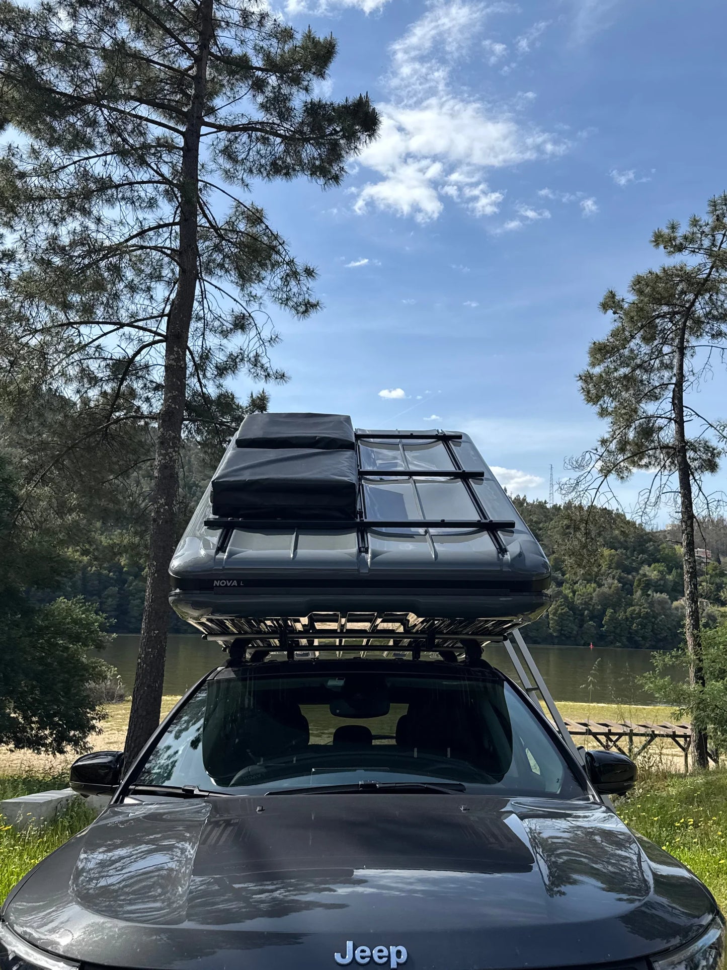 James Baroud Nova Premium Hardshell Rooftop Tent