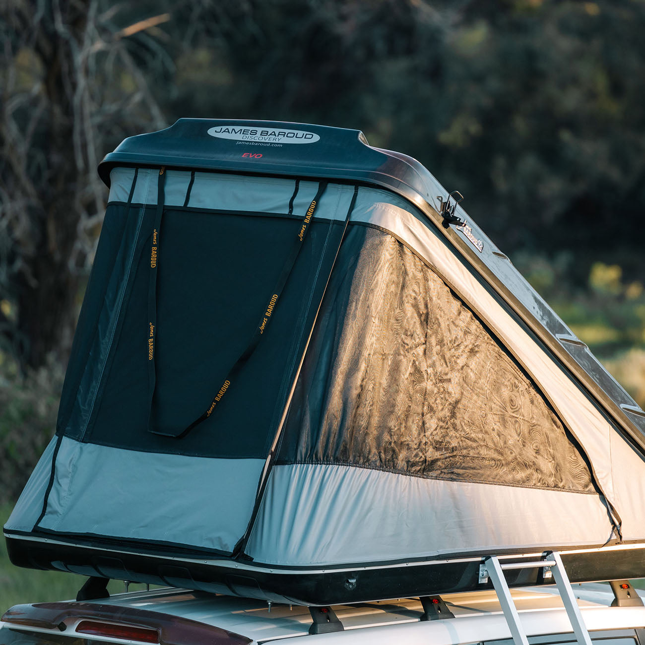 James Baroud Discovery Premium Hardshell Rooftop Tent
